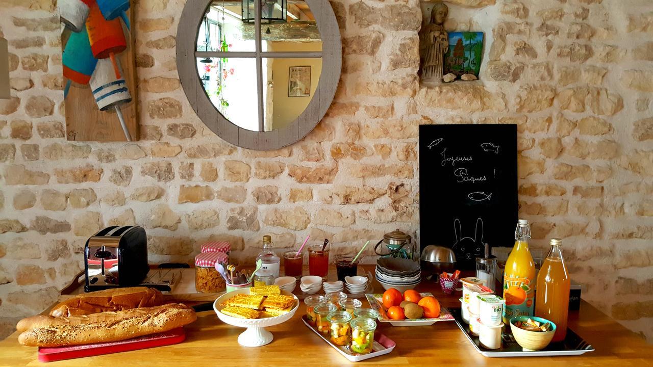 Bed and Breakfast Le Logis De La Poupeliere Vouhé Zewnętrze zdjęcie