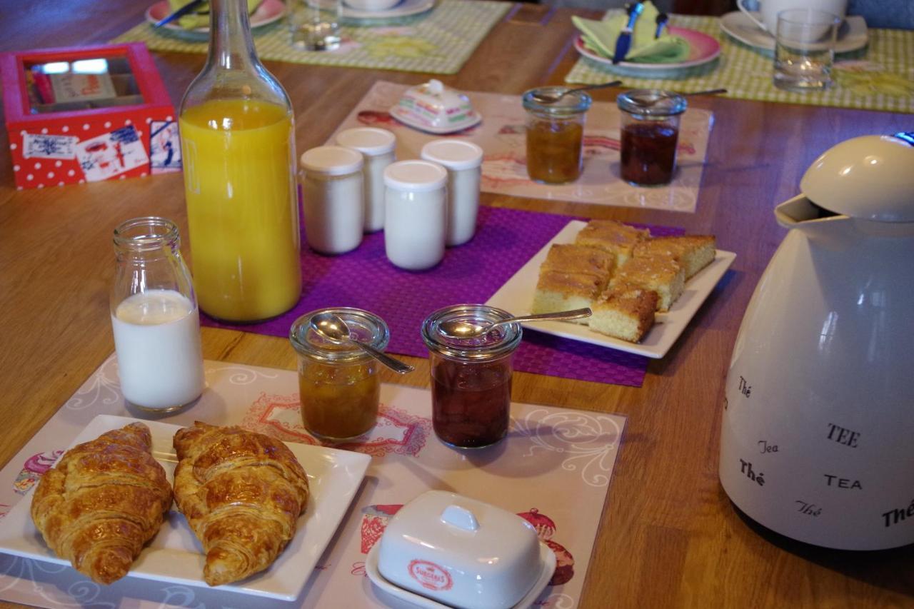 Bed and Breakfast Le Logis De La Poupeliere Vouhé Pokój zdjęcie